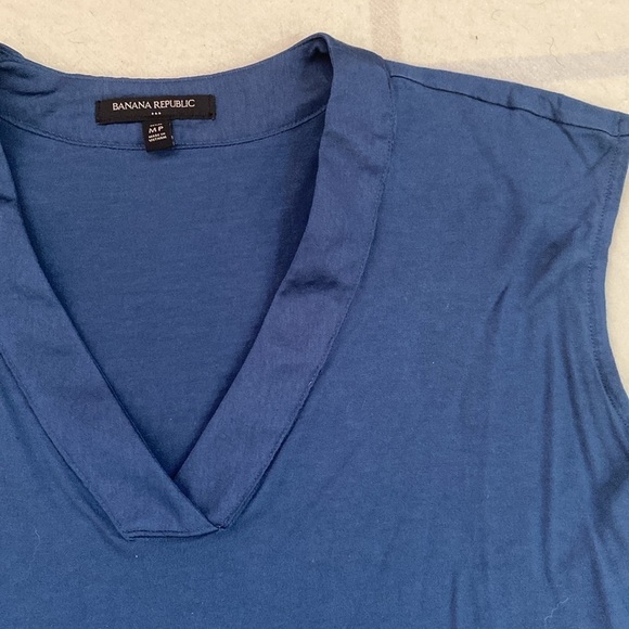 Banana Republic Blue Sleeveless Top Women’s Size Large Petite - Picture 5 of 8